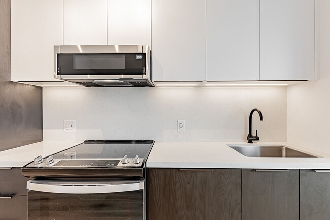 Photo - 5 York Garden Wy