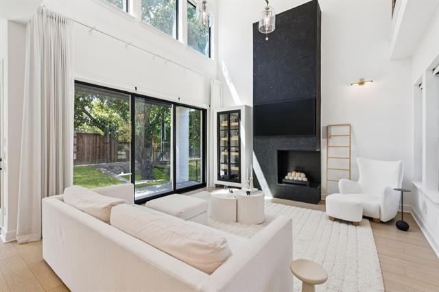 Photo - 3404 Evening Petal Ln