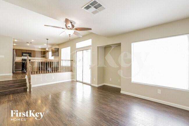 Photo - 7208 Golden Falcon St