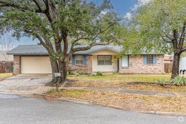 Building Photo - Great Cul-De-Sac Location in Fort Walton B... Rental