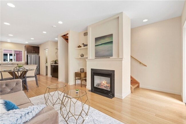 Photo - Columbia City Beauty with option to purcha...