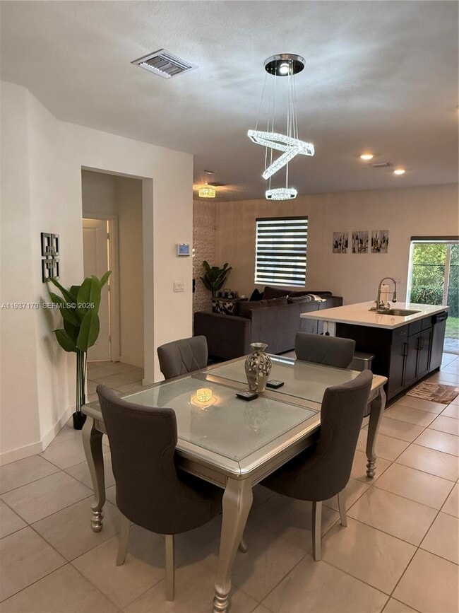 Photo - 818 SE 19th St