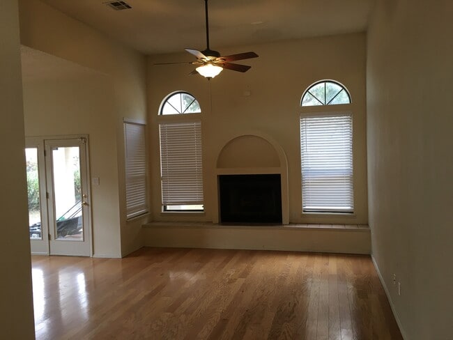 Photo - 5036 Shadow Mountain Rd