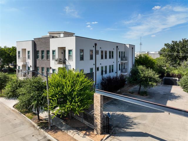 Photo - 2712 Wingate St Unit 208