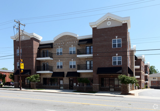 Photo - Lofts on Lee - UNCG