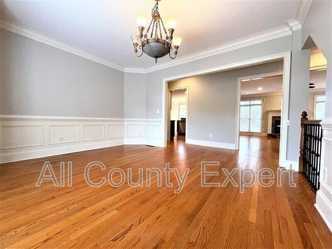 Photo - 895 Lenox Rd NE
