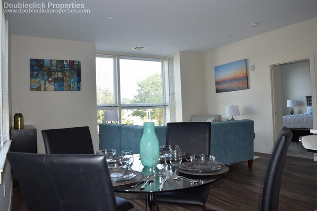 Photo - 180 Eastern Ave Unidad 212