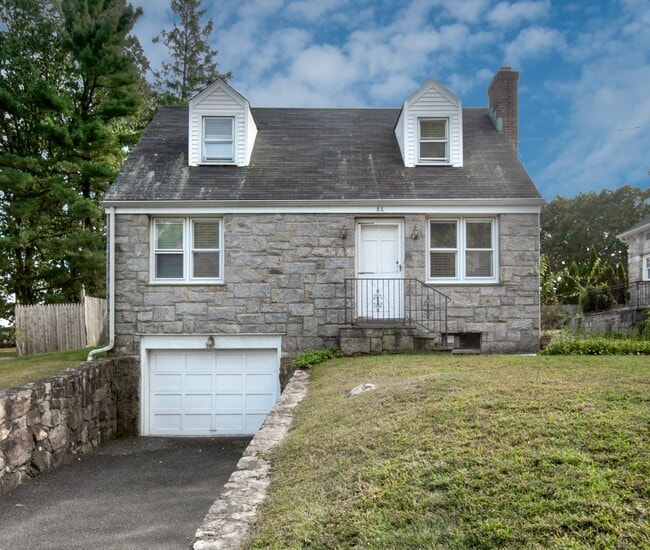 Building Photo - 86 Hecker Ave Rental