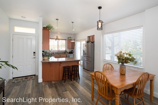 Photo - 4 br, 2.5 bath House - 121 Soares Ave.