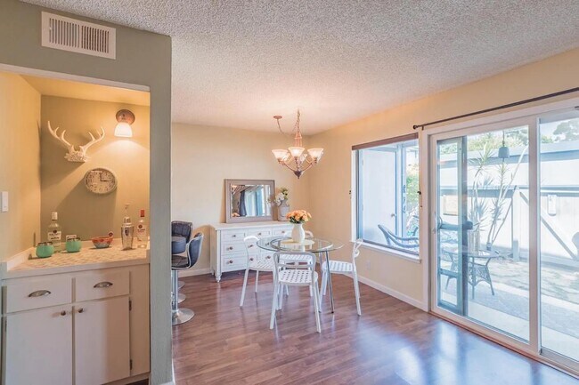 Photo - 1925 46th Ave