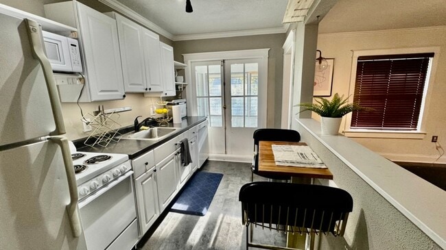 Photo - 3618 Pennsylvania Ave Unit 3618-2