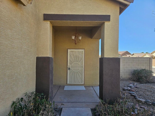Photo - 36337 W Velazquez Dr