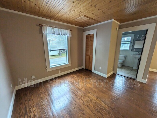 Photo - 1705 N 17th Ave