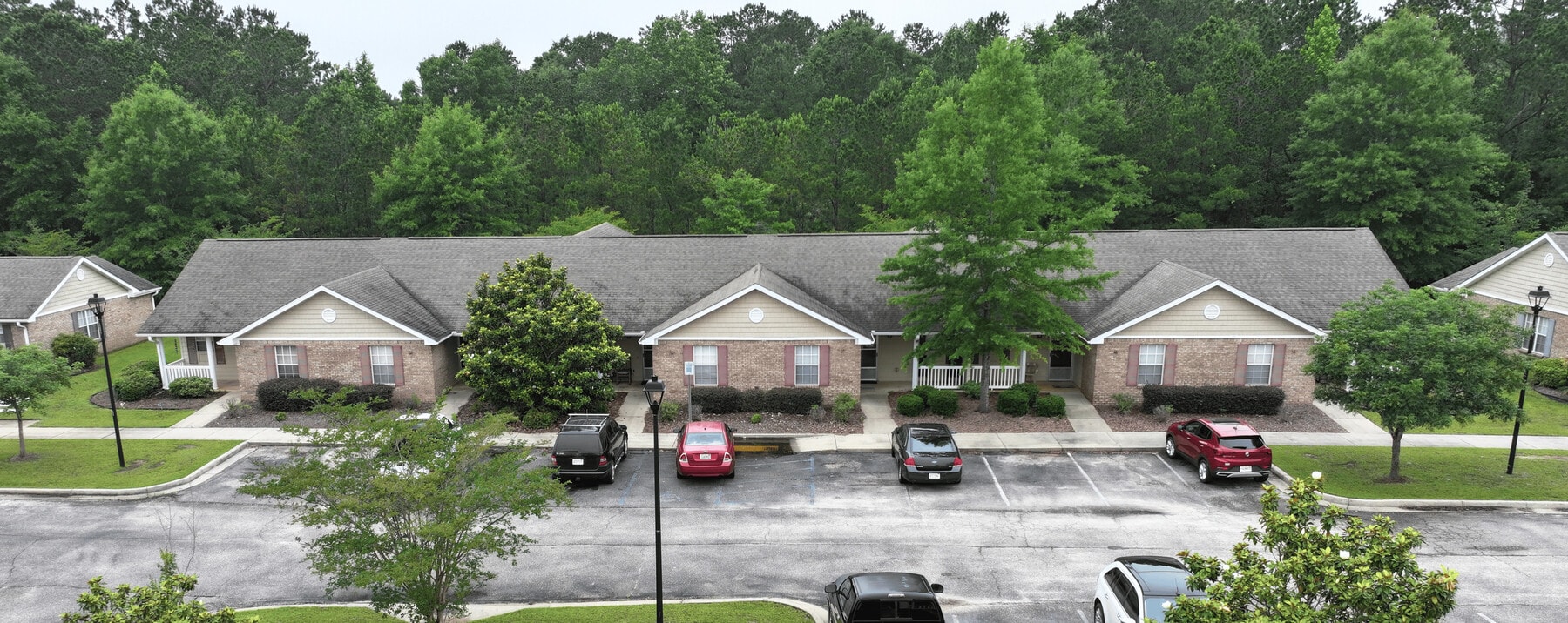 Photo - Country Club Cottages