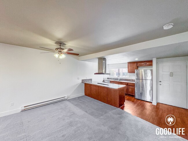 Building Photo - SD: 2BD/1BA Condo in Lake Murray with Community Pool, Private Balcony & Reserved Parking