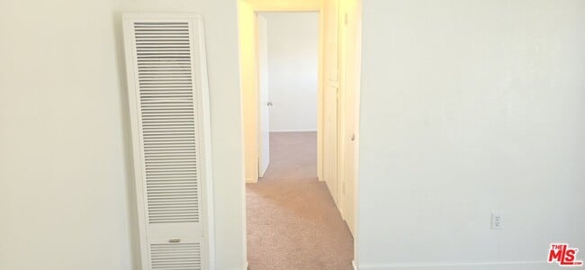 Photo - 2458 Normandie Ave Unit 2