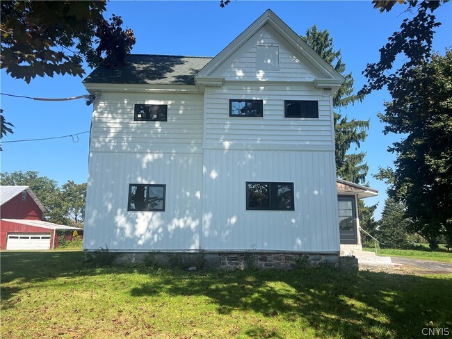 Photo - 34 Lake Shore Rd