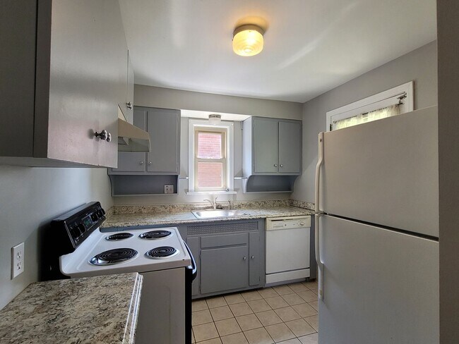 Photo - 3 Bedroom Home in Mt. Lebanon!