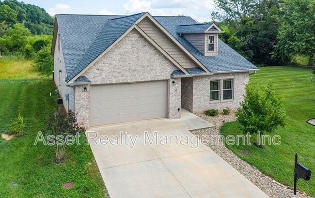 Photo - 127 Van Gilder Way