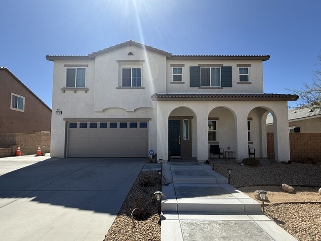 Building Photo - New Victorville 5 Bedroom + 3 Bathroom!