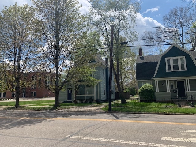 Photo - 215 W Union St