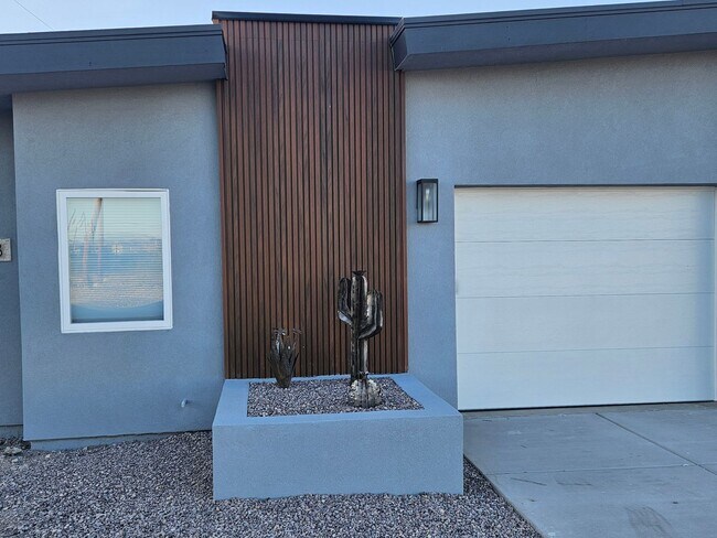 Photo - 182 Palm Ave Unidad 182 Palm #3