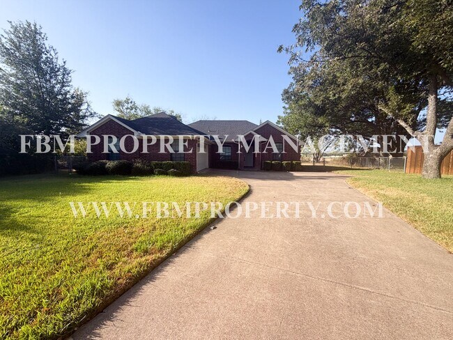163 Highland Dr