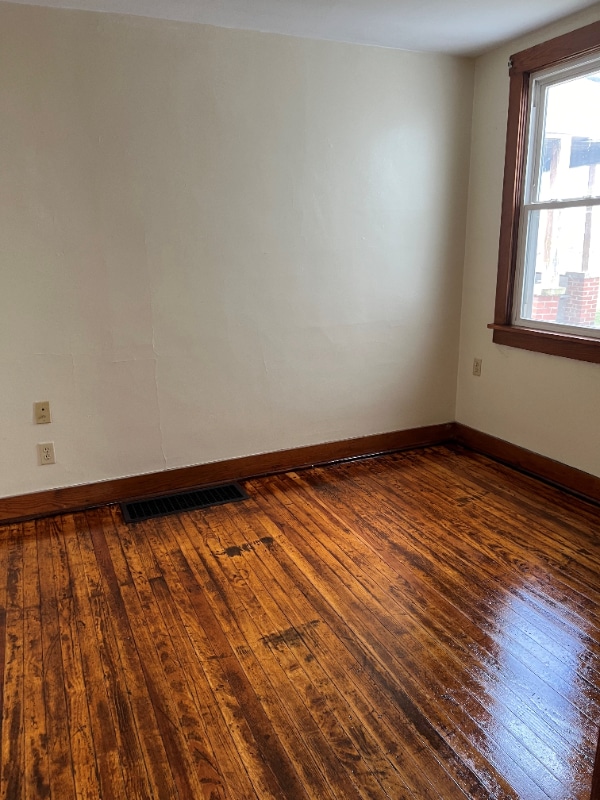 Photo - 10011 Devore St