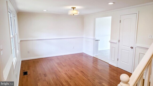 Photo - 178 Stonegate Dr