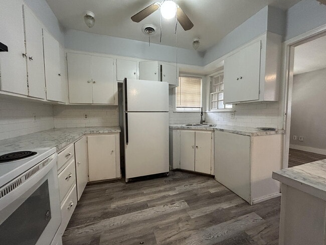 Photo - 2410 26th St