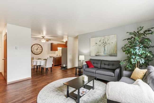 Photo - Woodfield Heights Apartments