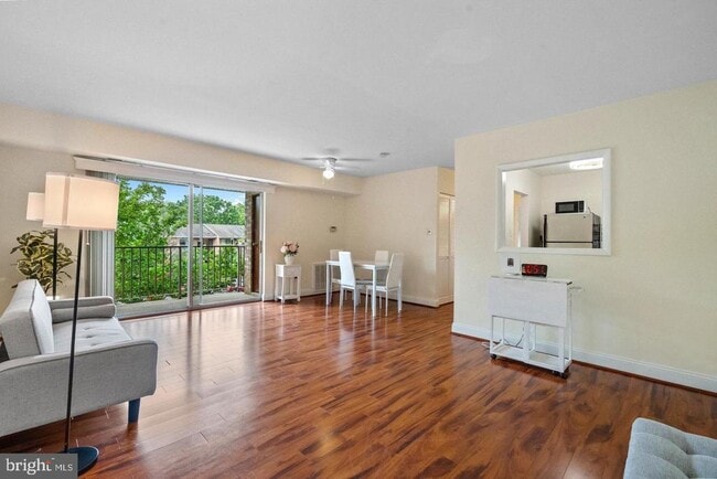 Photo - 7984 Audubon Ave Unit 203