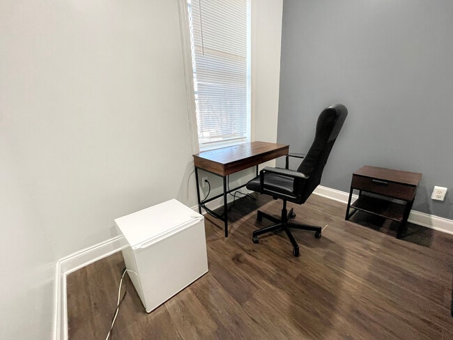 Dormitorio - 2242 Linden Ave Unidad B2