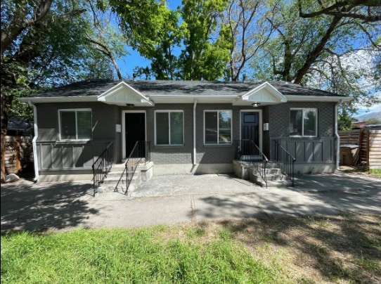 Photo - 679 E Downington Ave