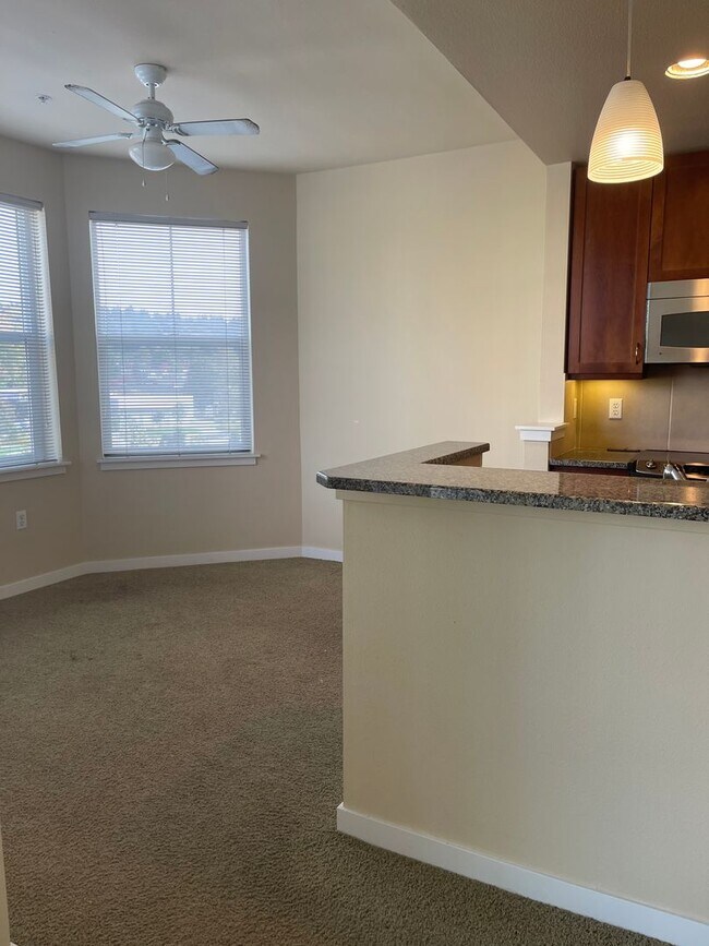 Photo - Downtown Redmond unit in the Cleveland Bldg with one assigned parking spot included in the rent!