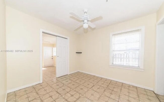 Photo - 438 Malverne Rd