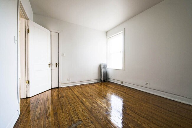 Photo - 5236 W Harrison Chicago, IL 60644