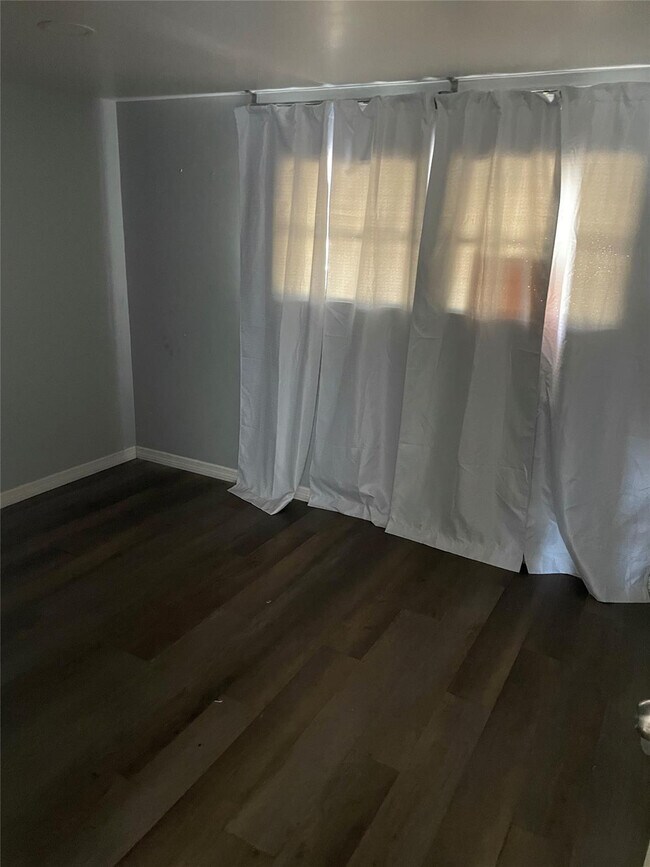 Photo - 8508 SW 16th Ct