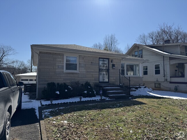 Building Photo - 2260 Beargrass Ave Rental