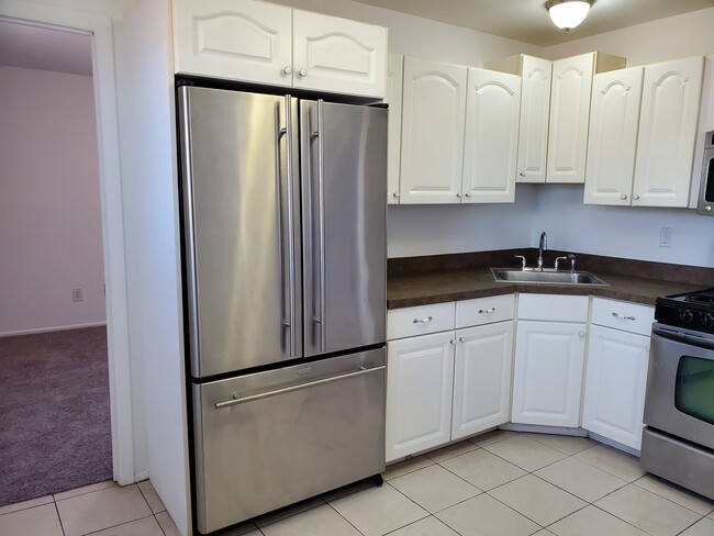 Photo - 225 College Dr Unit 225 College Drive