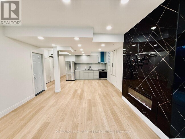 Photo - 3186 Hines Dr