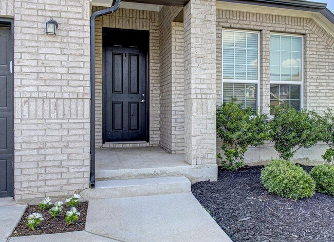 Photo - 20908 Akbash Ln