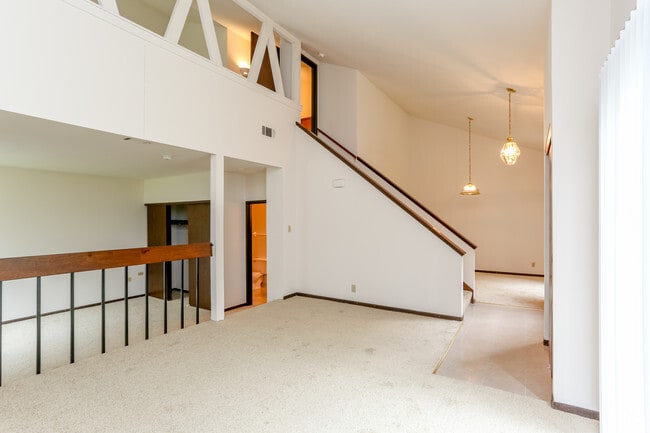 Living Room E - The Fountains of Wauwatosa