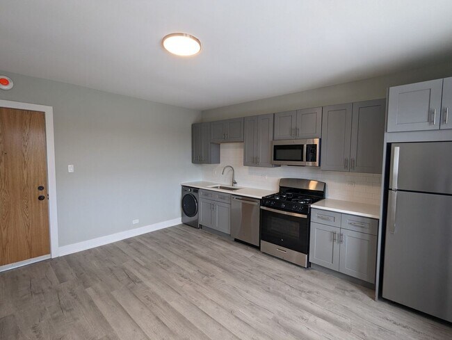 373 Hazel Ave Unit D7