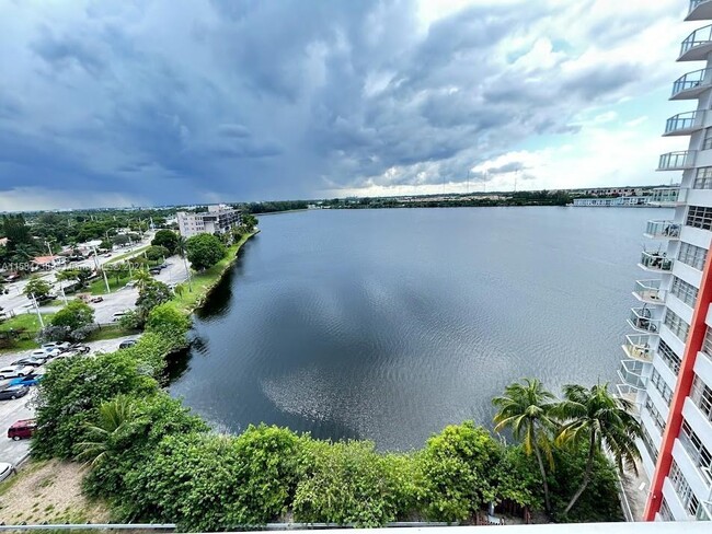 Photo - 1301 NE Miami Gardens Dr Rental