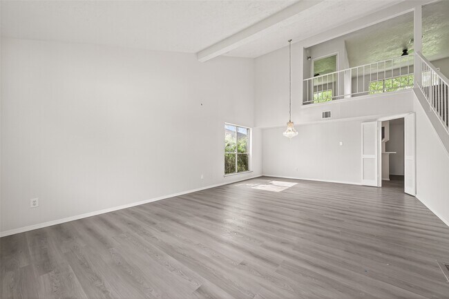 Photo - 710 Beechbend Dr