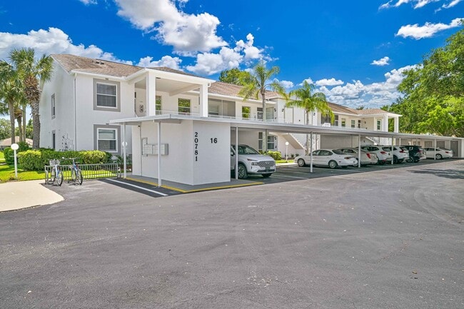 Building Photo - ** Country Creek 2 + Den Condo ~ Bundled G... Unit 1621
