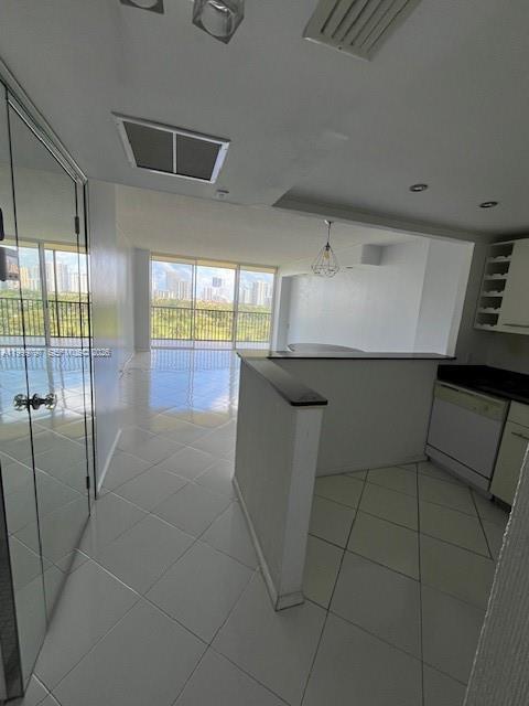 Photo - 20335 W Country Club Dr Unidad 1005