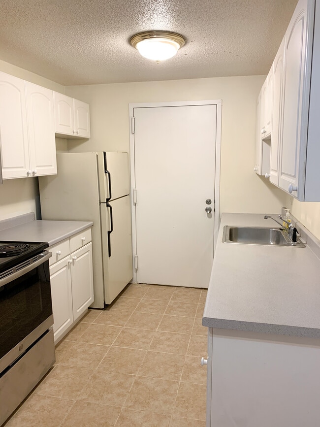 Building Photo - 7 Village Rock Ln Unit 3