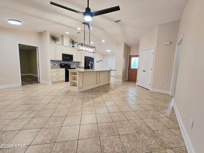 Photo - 603 Diamonte Cir